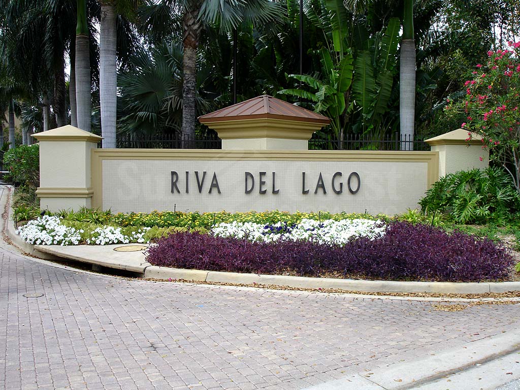 Riva Del Lago Signage